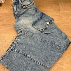 Zara Wide Legged Denim Cargo Jeans